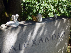 Alexandra's Grabstein